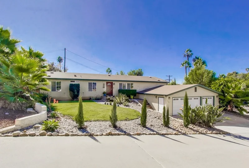 6161 Amaya Dr, La Mesa, CA 91942