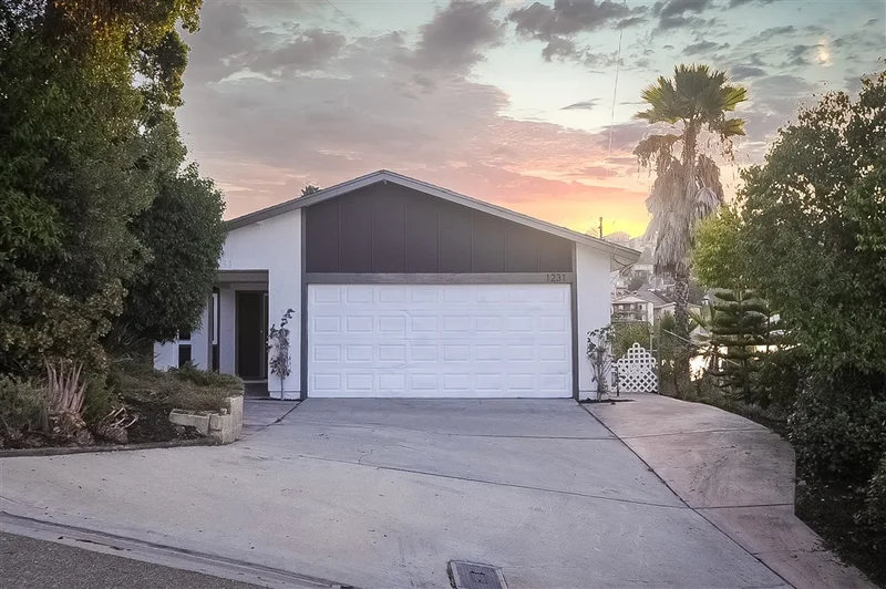 1231 San Miguel Ave, Spring Valley, CA 91977