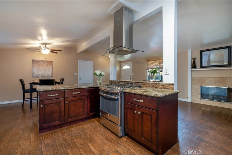 19031 Center, Orange, CA 92869