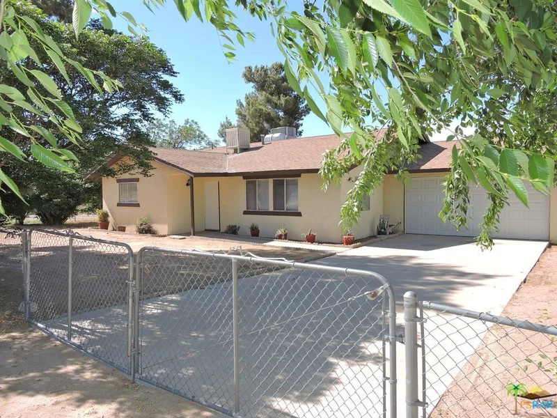 55710 Mountain View, Yucca Valley, CA 92284