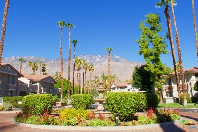2700 Mesquite #D20, Palm Springs, CA 92264