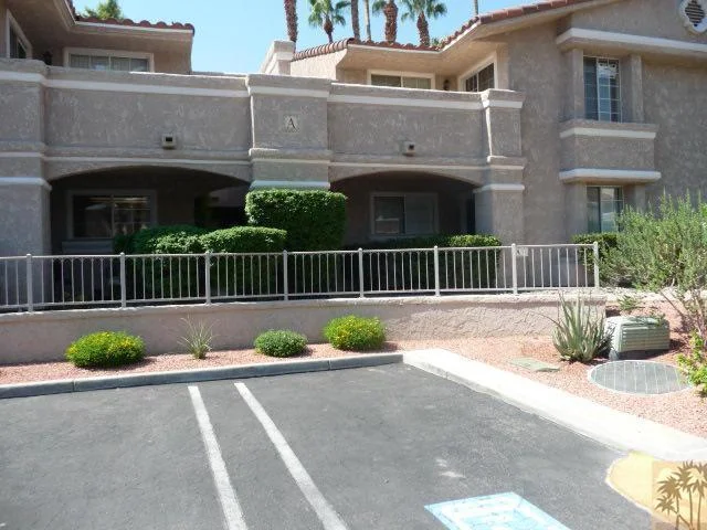 2700 Mesquite #A5, Palm Springs, CA 92264