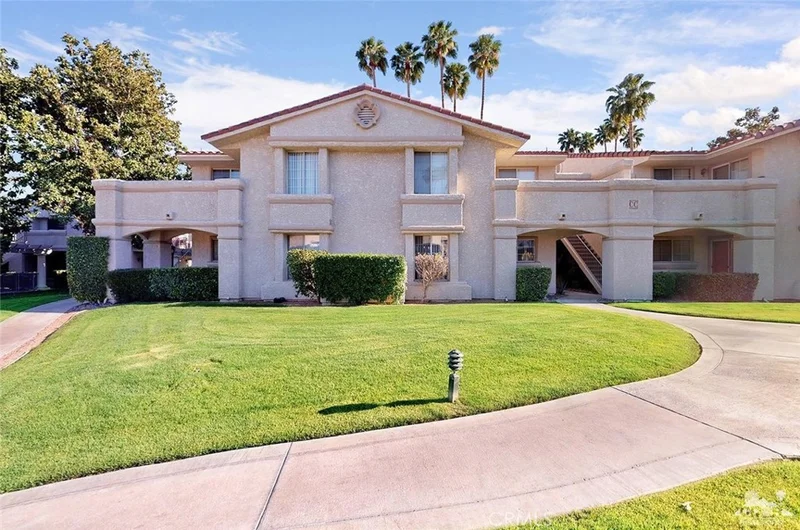 2701 Mesquite #C150, Palm Springs, CA 92264