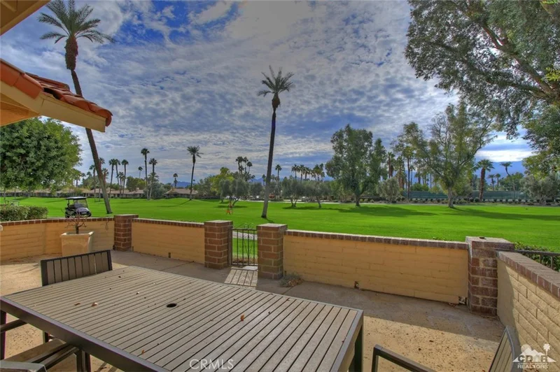 255 San Remo, Palm Desert, CA 92260