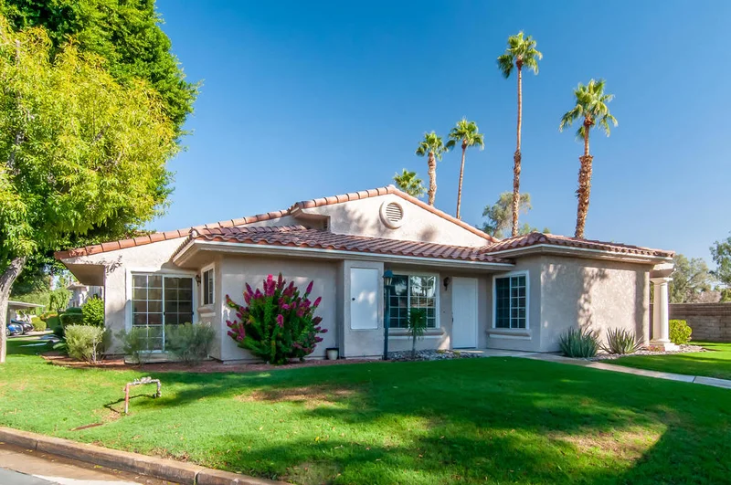 2701 Mesquite #C20, Palm Springs, CA 92264