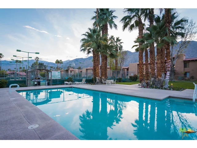 1050 Ramon #36, Palm Springs, CA 92264