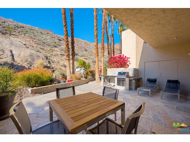 555 Baristo #C33, Palm Springs, CA 92262