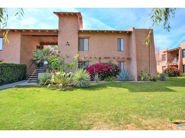 1050 Ramon #14, Palm Springs, CA 92264