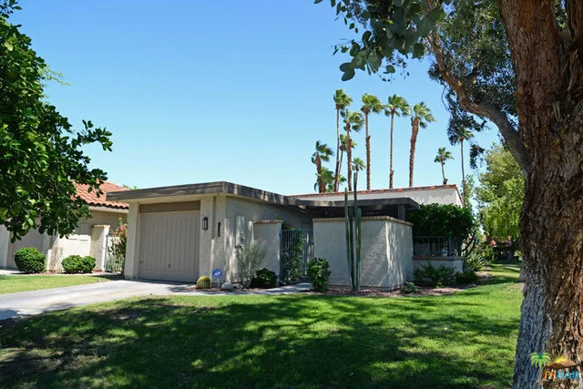 1130 Via Tenis, Palm Springs, CA 92262