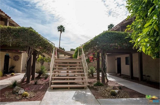 451 Via Carisma #64, Palm Springs, CA 92264