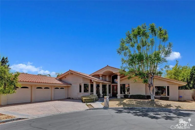 45385 Santa Fe, Indian Wells, CA 92210