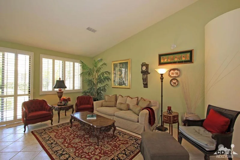 105 Brandigo, Palm Desert, CA 92211