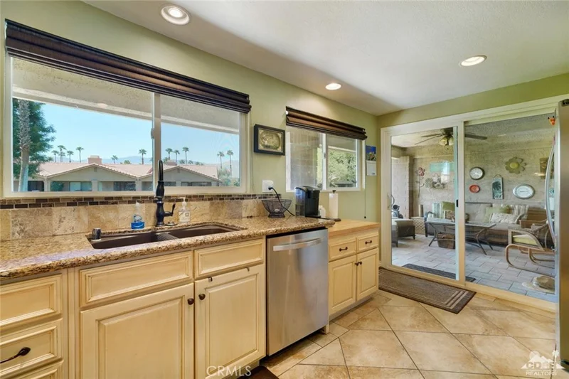 105 Presidio, Palm Desert, CA 92260