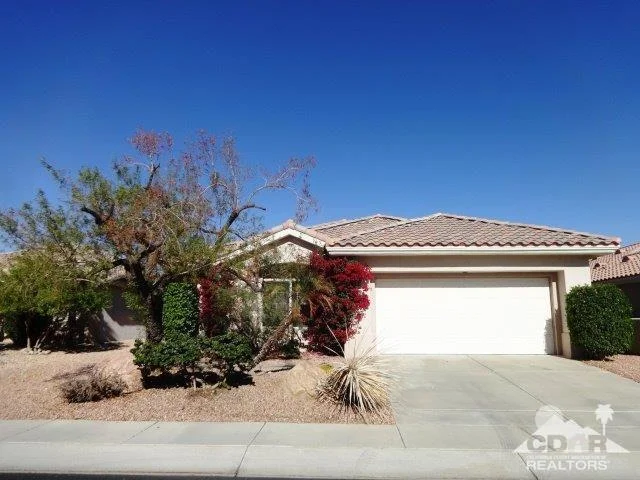 78406 Moongold, Palm Desert, CA 92211