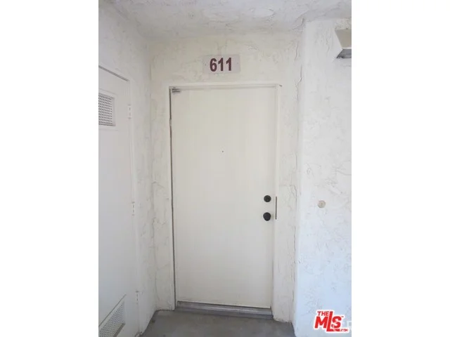 413 Via Escuela #611, Palm Springs, CA 92262