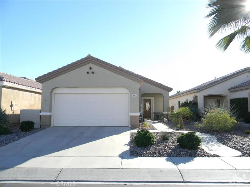 78585 Hampshire, Palm Desert, CA 92211