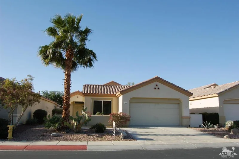78767 Stansbury, Palm Desert, CA 92211