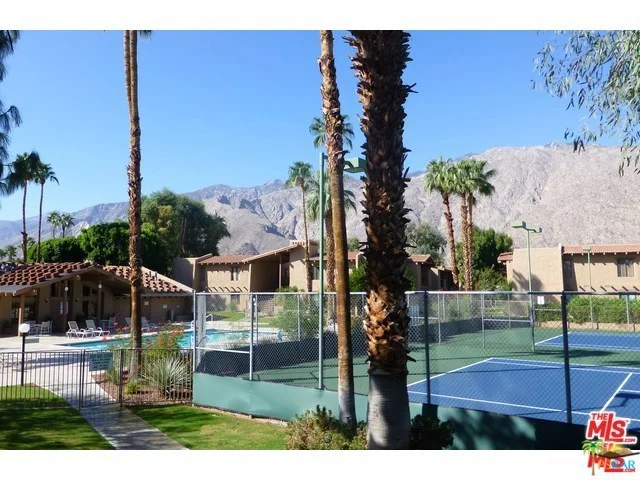 1050 Ramon #27, Palm Springs, CA 92264