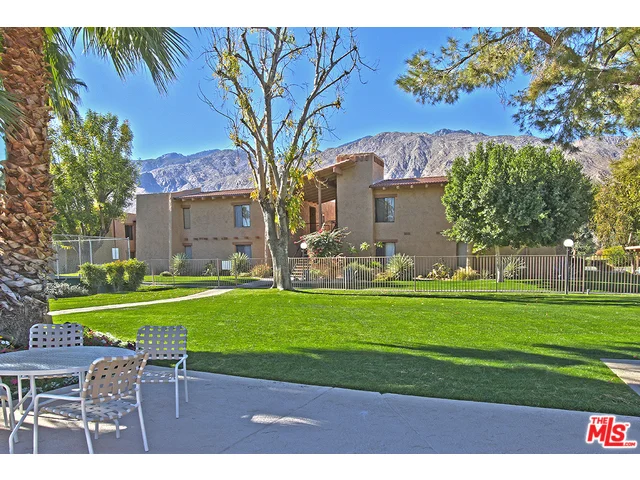 1050 Ramon #76, Palm Springs, CA 92264