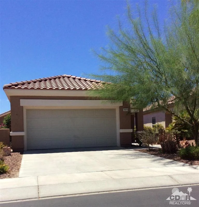 78475 Glastonbury, Palm Desert, CA 92211