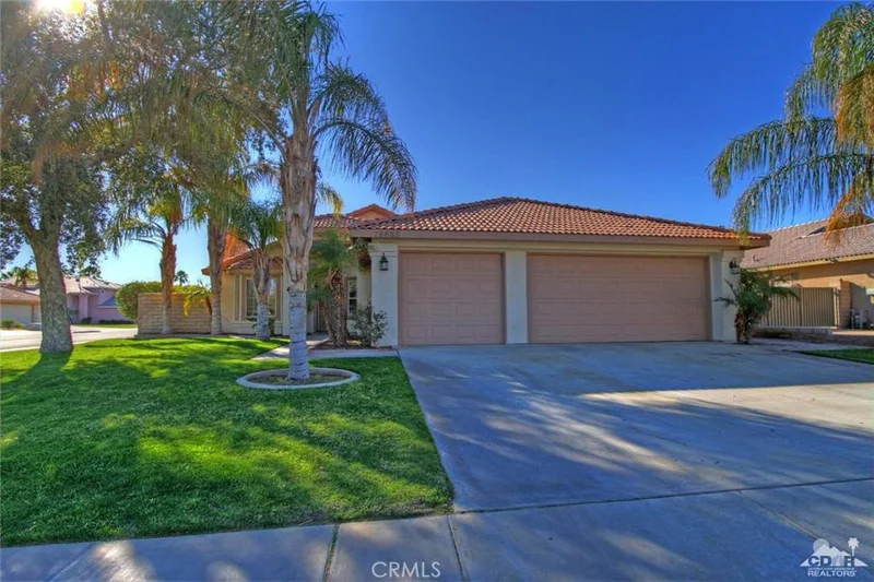 78685 Forbes, La Quinta, CA 92253