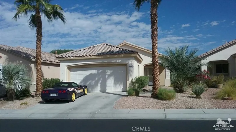 78576 Glastonbury, Palm Desert, CA 92211