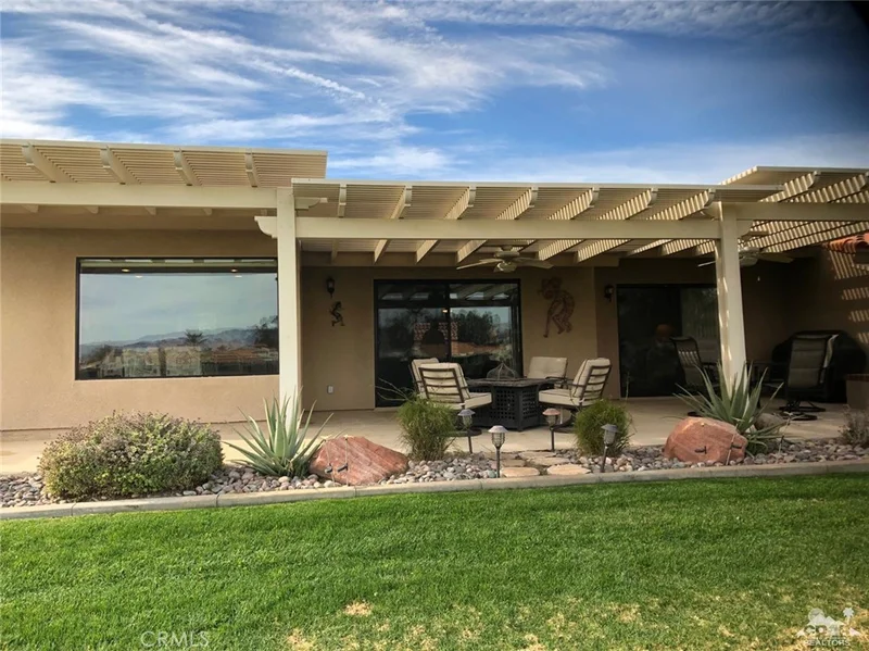 41540 Peach Tree Ct., Palm Desert, CA 92211
