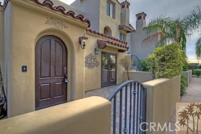 1033 Villorrio Dr. N, Palm Springs, CA 92262