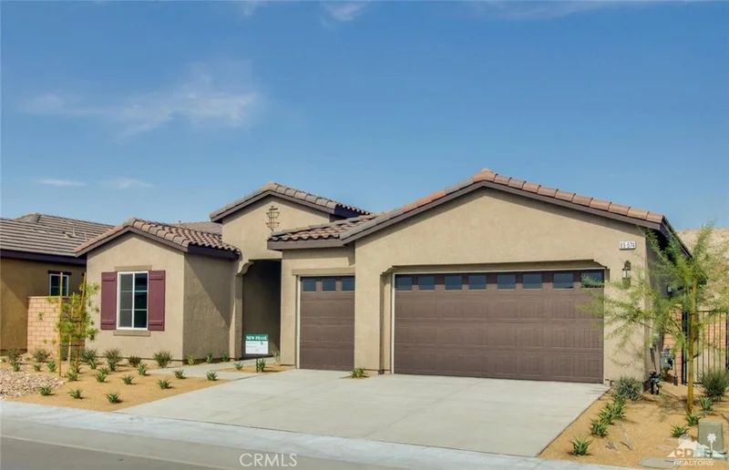 85574 Molvena, Indio, CA 92203