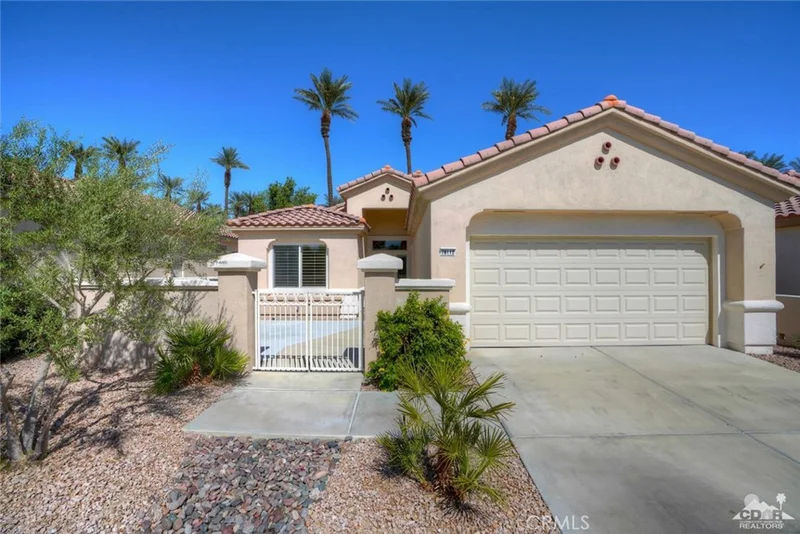 78112 Vinewood, Palm Desert, CA 92211