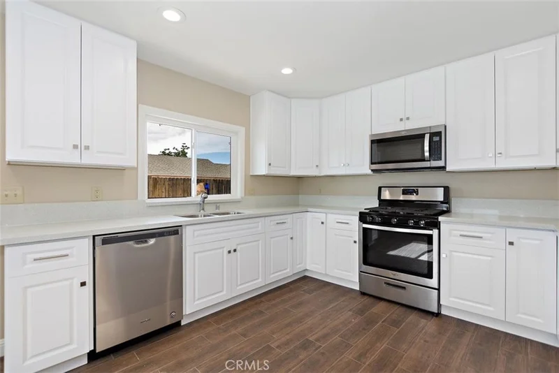 1875 Capri, Mentone, CA 92359
