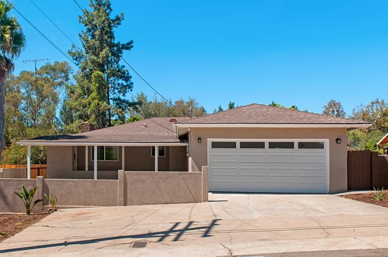 4284 Panorama Dr., La Mesa, CA 91941