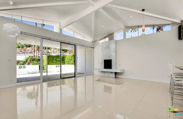229 Toro, Palm Springs, CA 92264