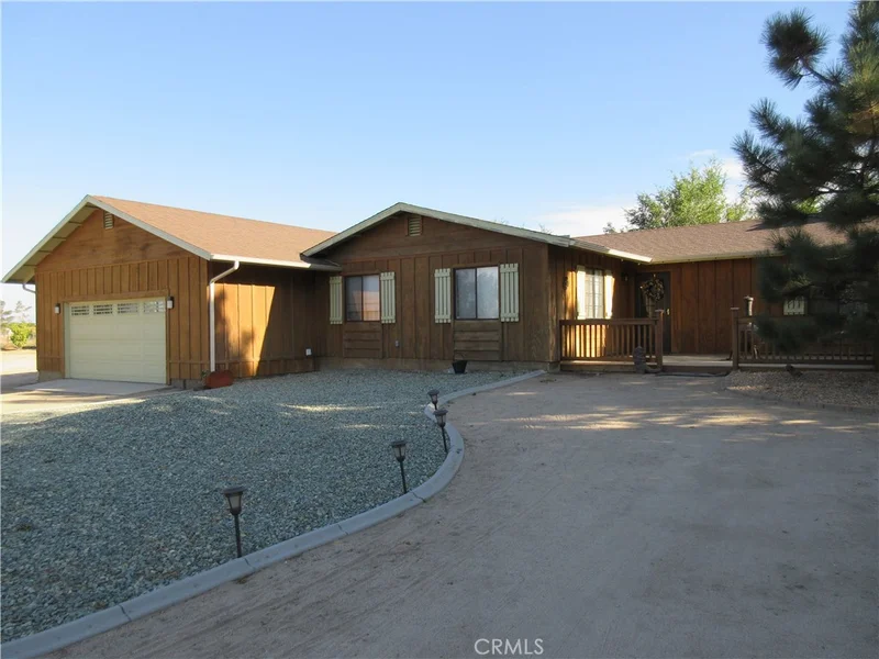 10151 Valle Vista, Phelan, CA 92371