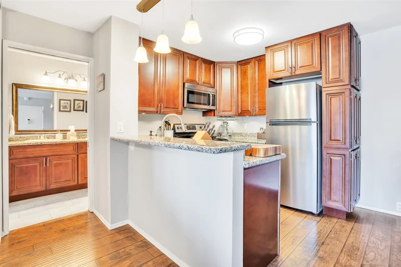 1885 Diamond Street #215, San Diego, CA 92109