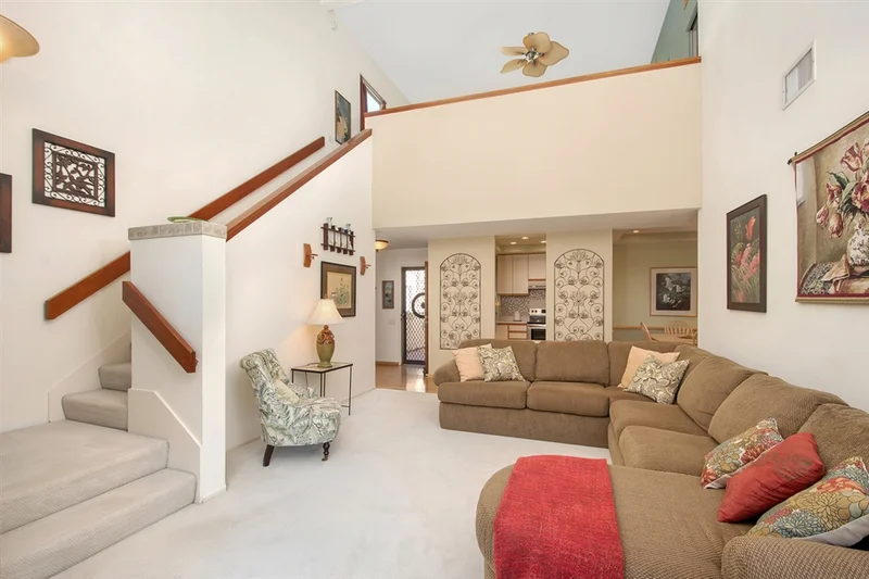 6211 Calle Mariselda #304, San Diego, CA 92124