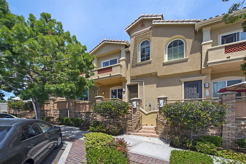 2760 Carlsbad Blvd #102, Carlsbad, CA 92008