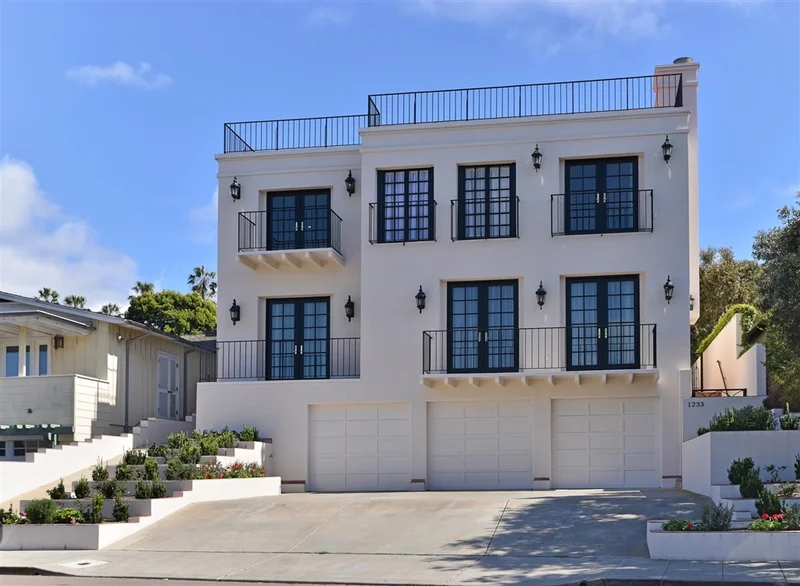 1233 Silverado St., La Jolla, CA 92037
