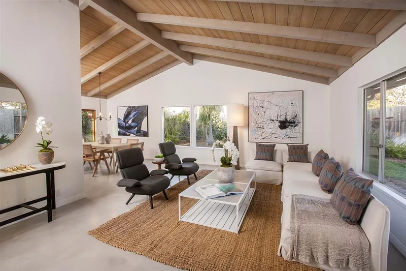 521 Nardo, Solana Beach, CA 92075