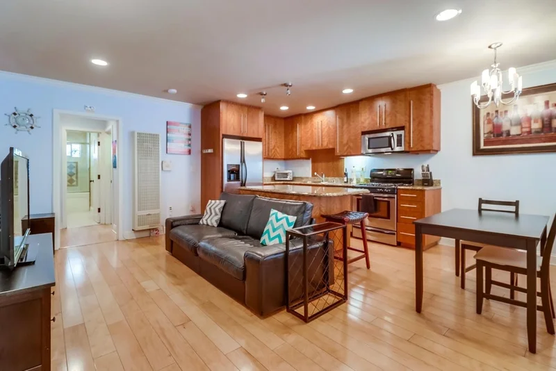 1049 Felspar Street #7, San Diego, CA 92109