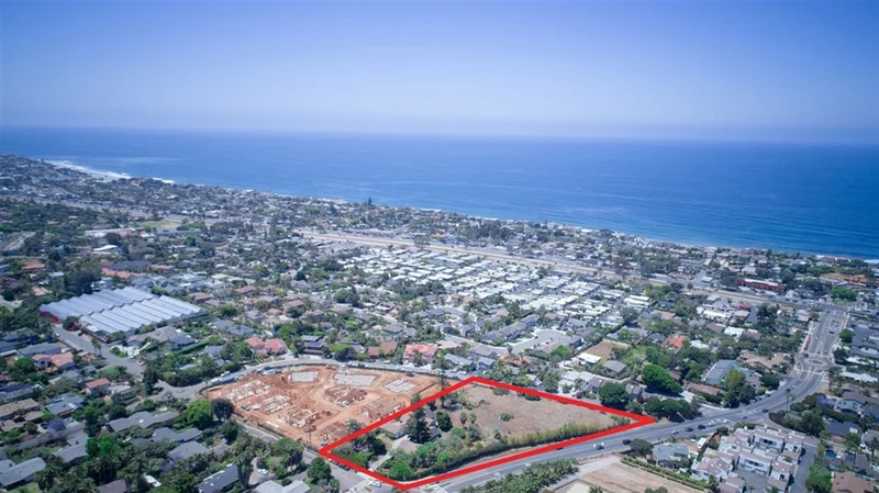 858 Hymettus Ave, Encinitas, CA 92024