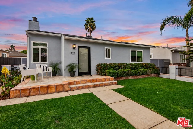 1123 Ozone, Santa Monica, CA 90405