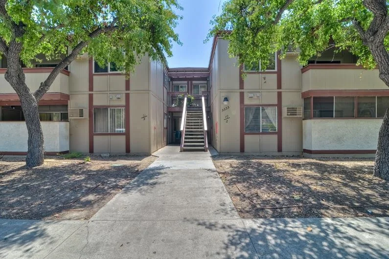 5533 Adobe Falls Road #10, San Diego, CA 92120