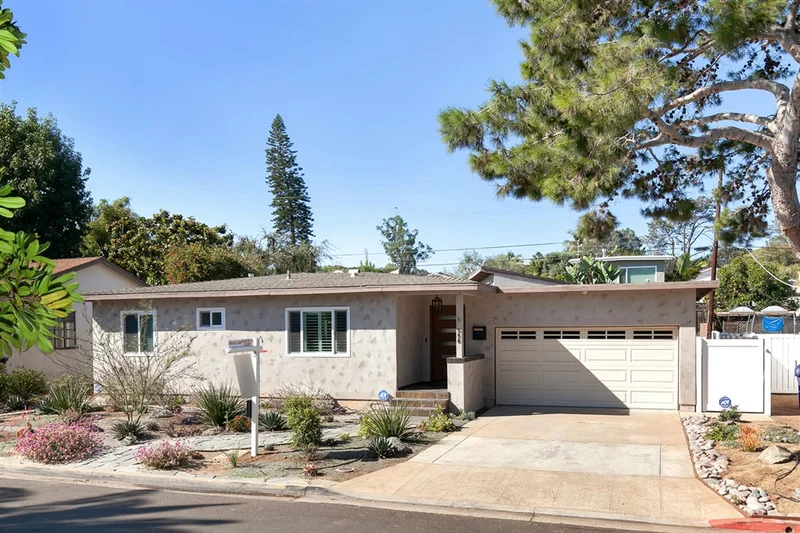 558 Catalina Blvd., San Diego, CA 92106