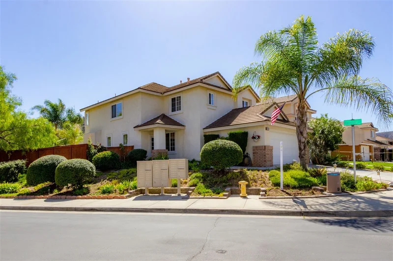 8895 Nandina Court, Escondido, CA 92026