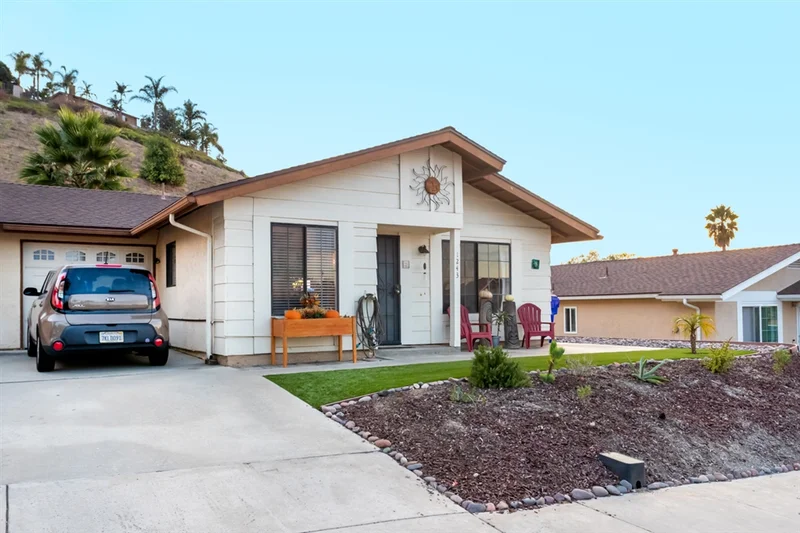 1243 Sagewood Dr, Oceanside, CA 92056