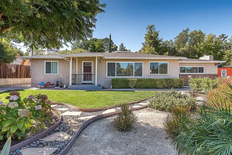 9056 Emerald Grove Avenue, Lakeside, CA 92040