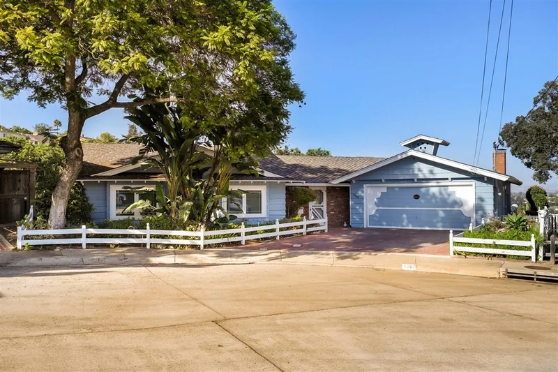 4260 Cobalt Dr, La Mesa, CA 91941