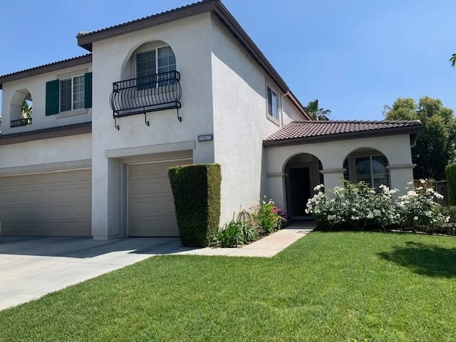 12425 Mimosa Ln, Riverside, CA 92503
