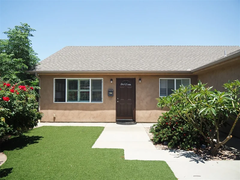 9116 Todos Santos Dr, Santee, CA 92071